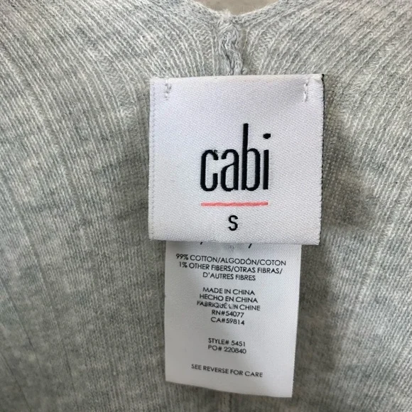 CAbi Gray V-Neck Top - Picture 5 of 12